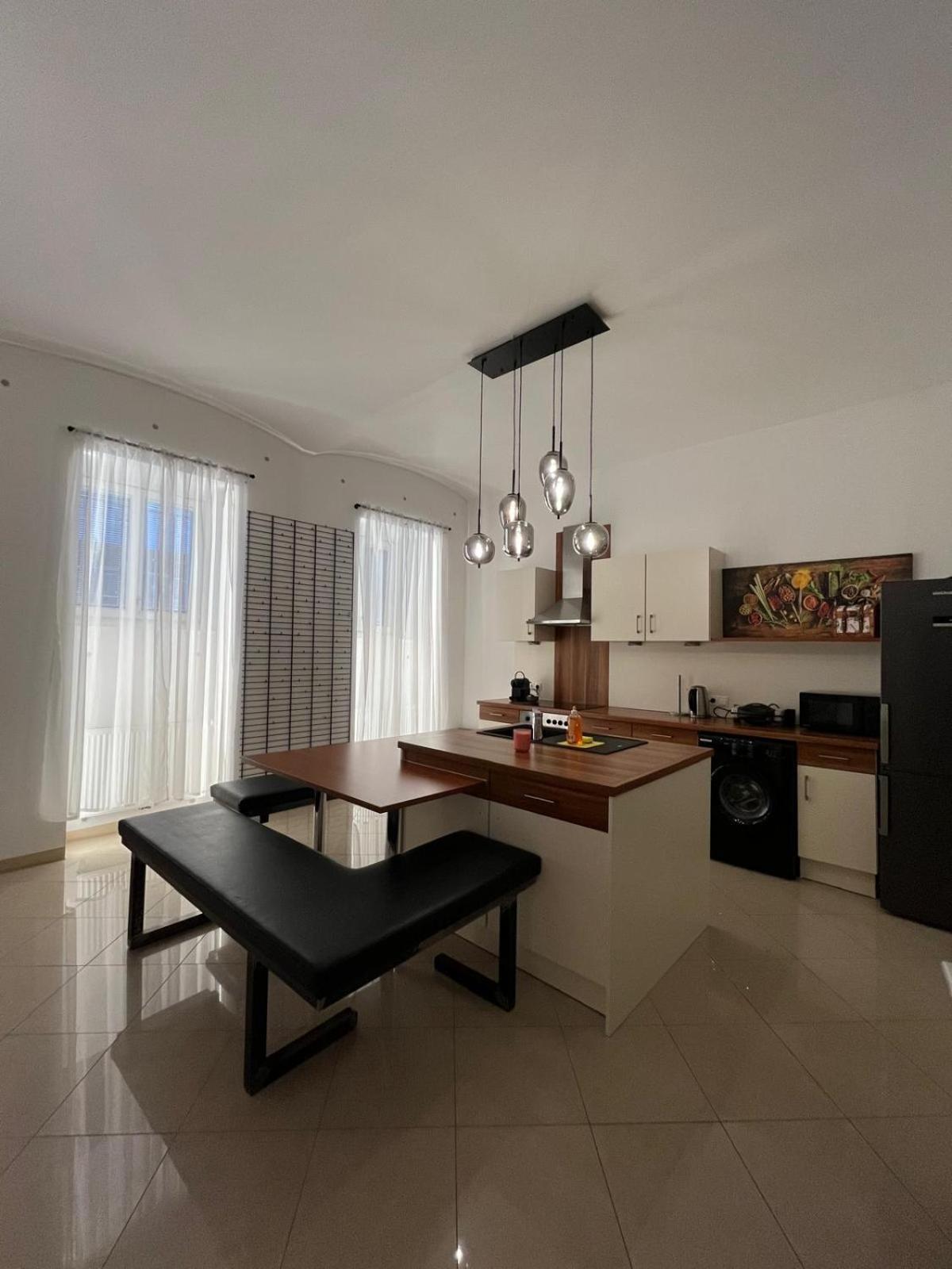 Luxury Cityapartment 5 Вена Экстерьер фото